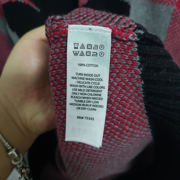 ASPEN Plaid Reindeer Sweater - Picture 5 of 6